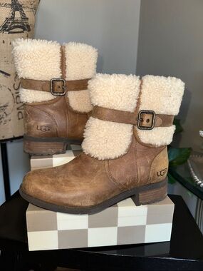 UGG Blayre II EUC Chestnut Brown Leather Ankle Boots W/Cream Shearling Cuff